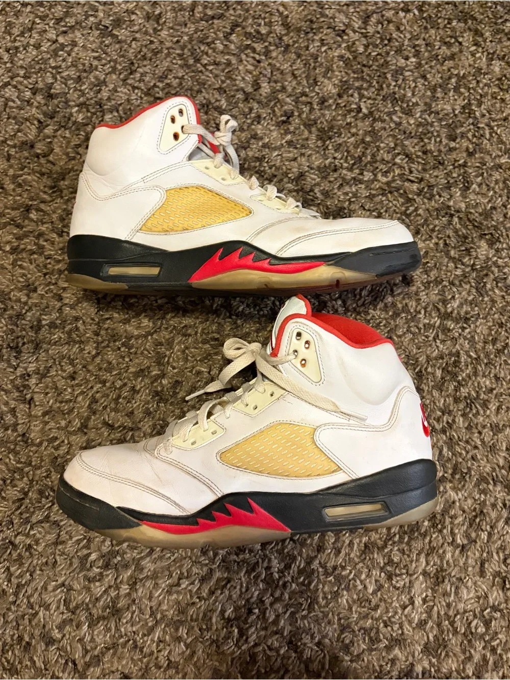 Jordan Shoes Red and White Interior